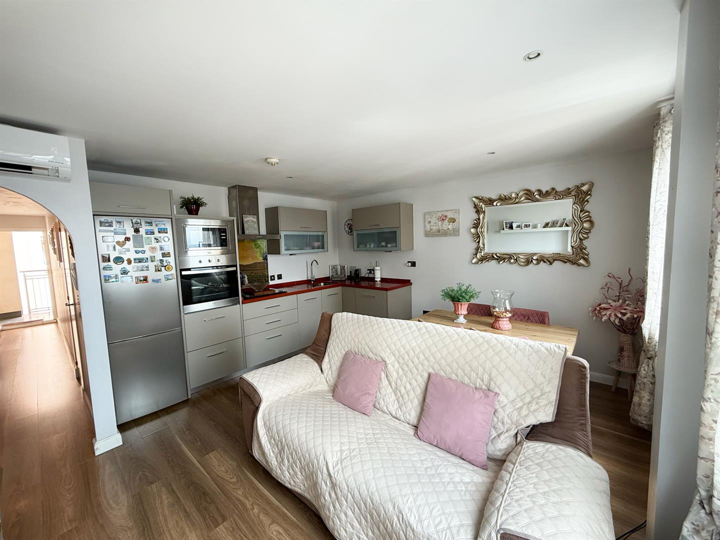 Image of Apartment - 2 Bedrooms - 1 Bathrooms for Sale in Cumberland Terraces-Gibraltar, Image 10